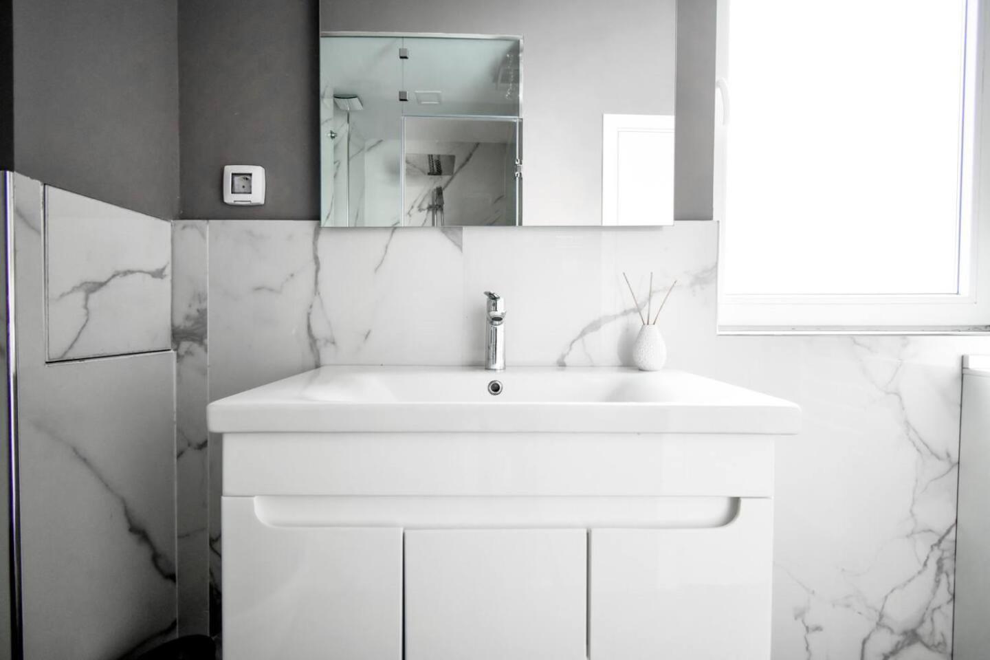 2Bdr Luxury On Prime Location Apartment Sofia Luaran gambar